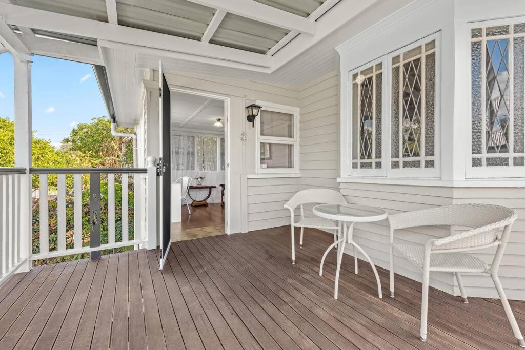 Nan's House! 2bed, 1bath, 1car ~ East *