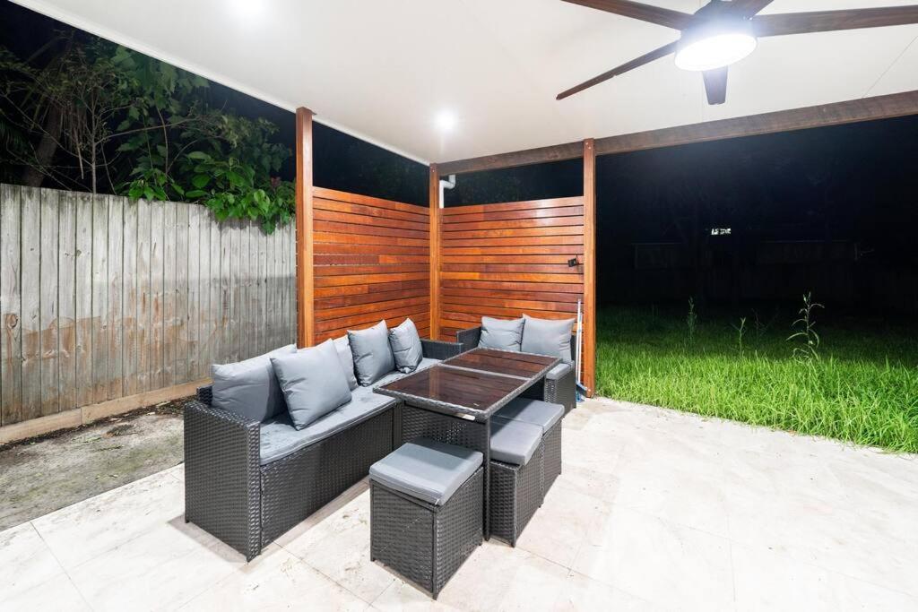 Relaxation 2br/1.5ba House W Parking Near Beach *