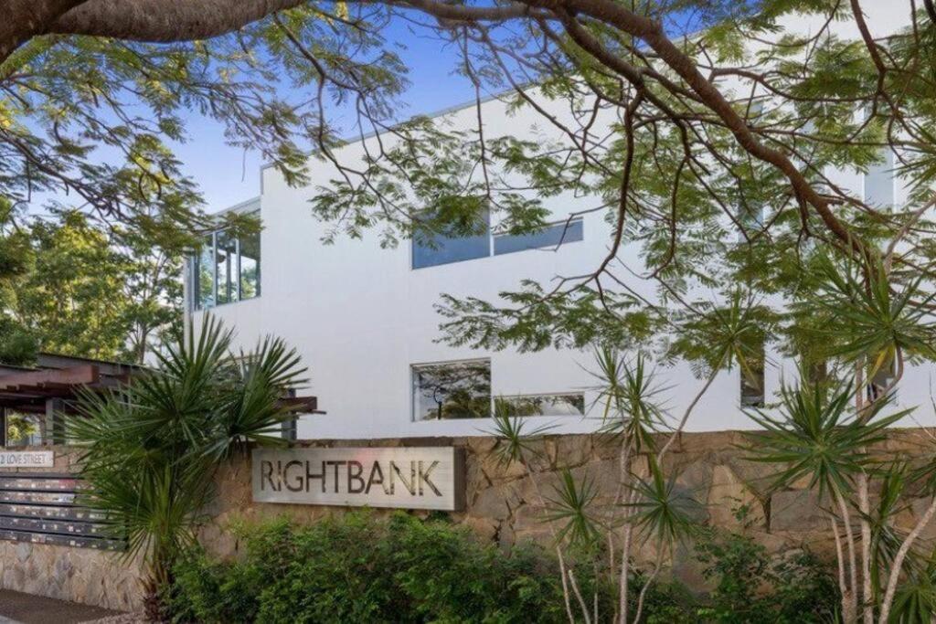 1br, Study + Patio & Pool * Brisbane