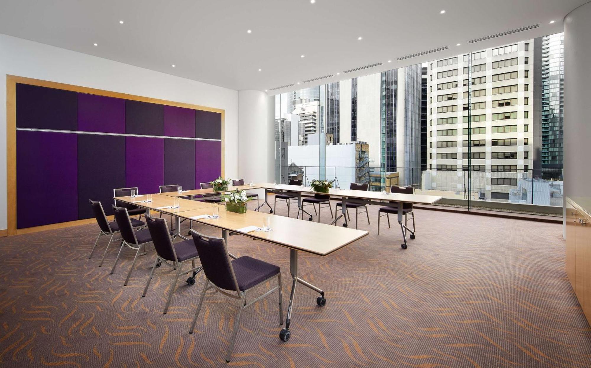 Hilton 5* Brisbane
