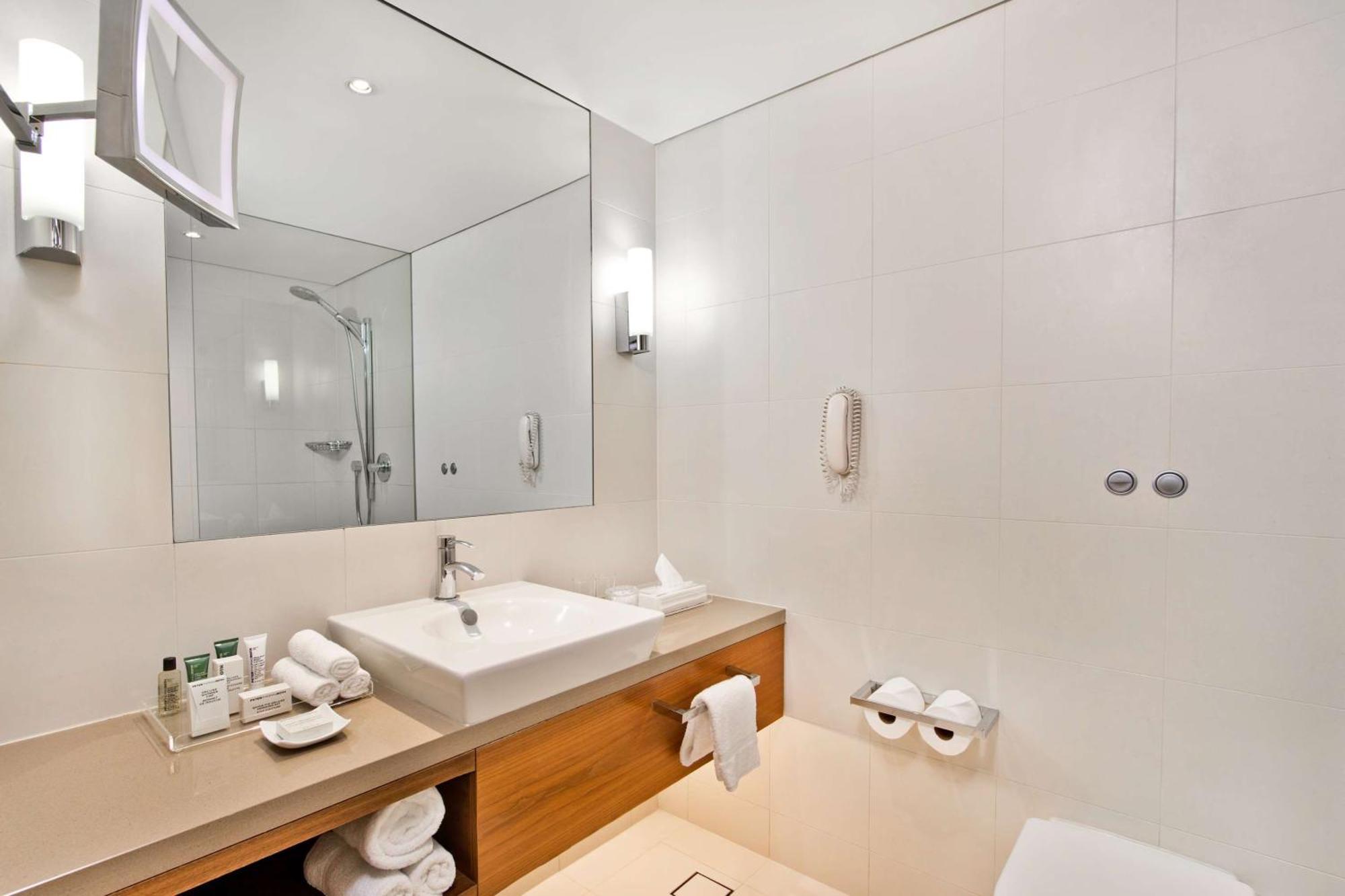 Hilton 5* Brisbane