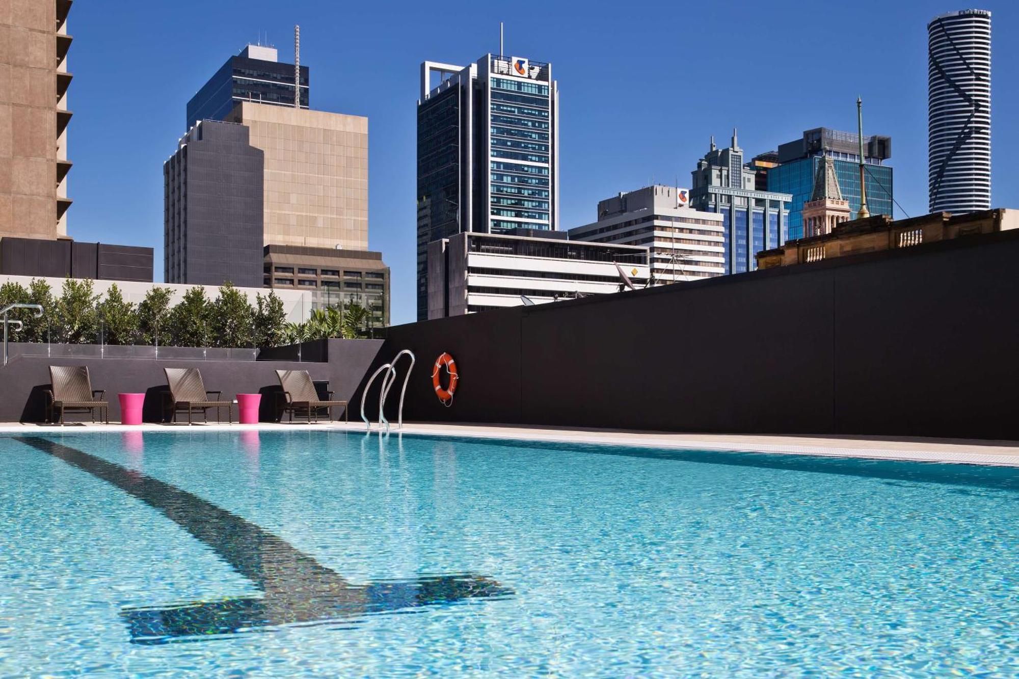 Hilton 5* Brisbane