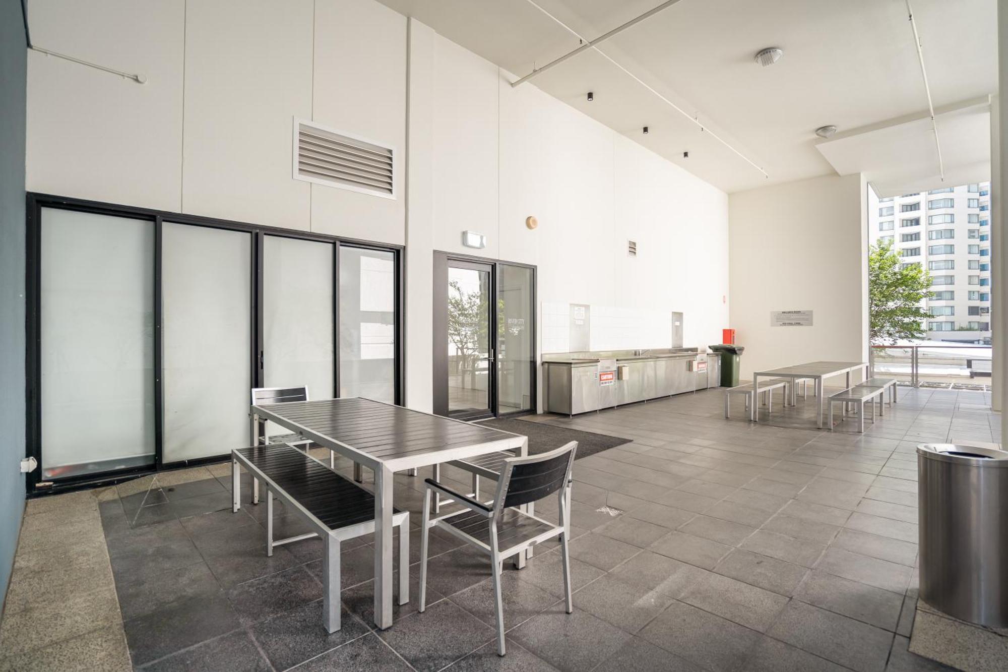 Rivercity Apartments-brisbane Cbd *