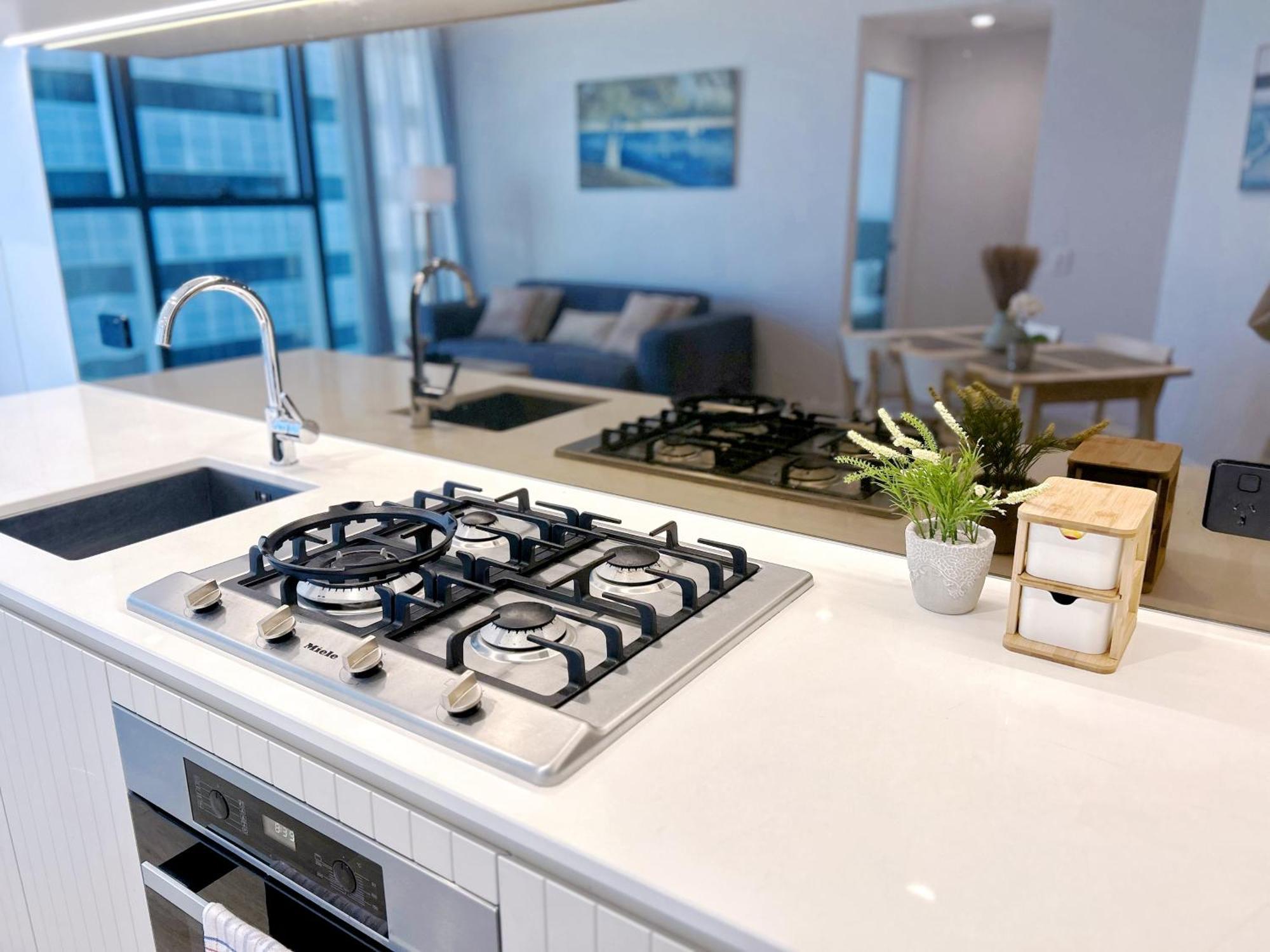Centre Of At Riverfront Apartment *