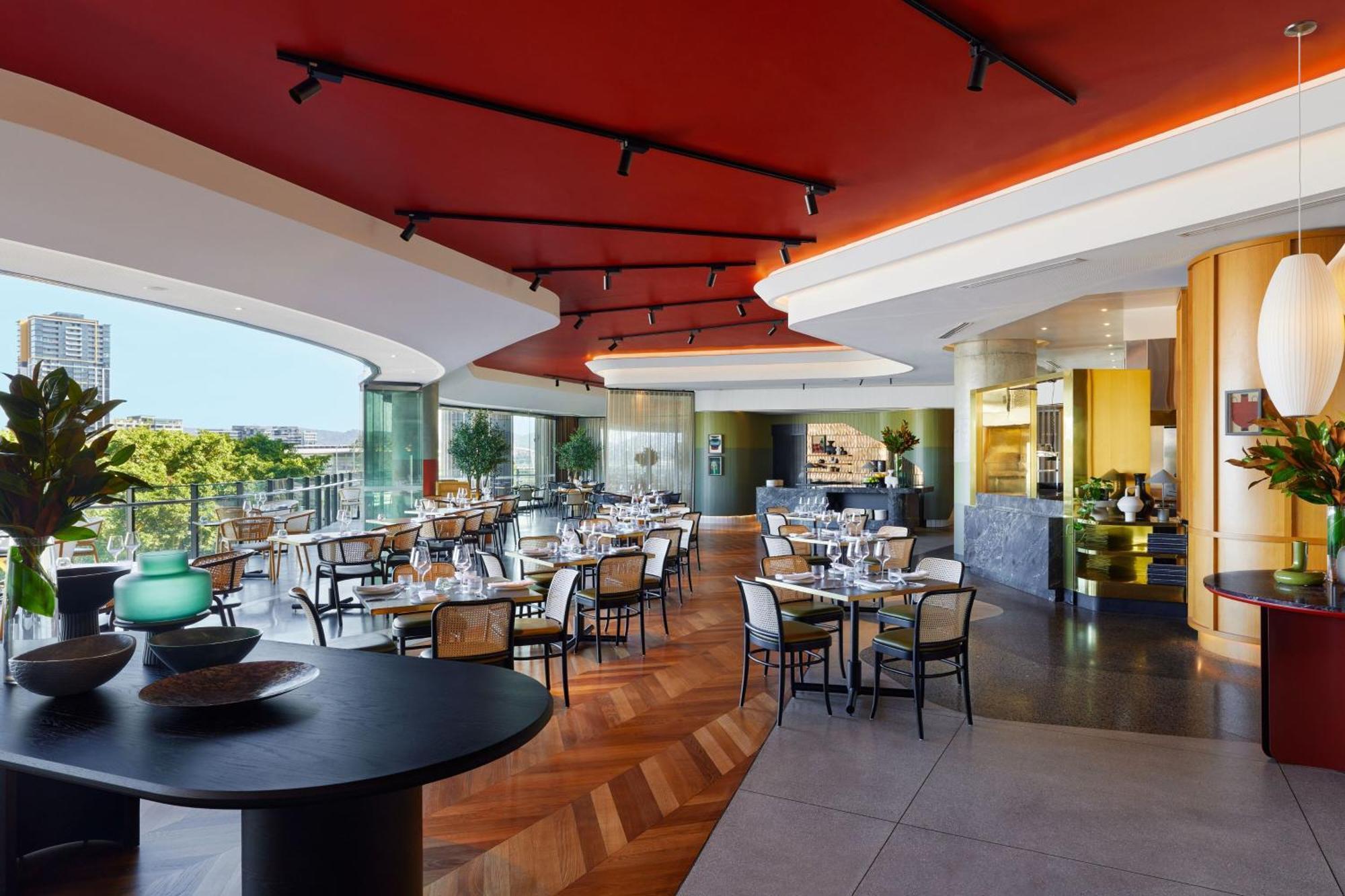 Hotel W 5*