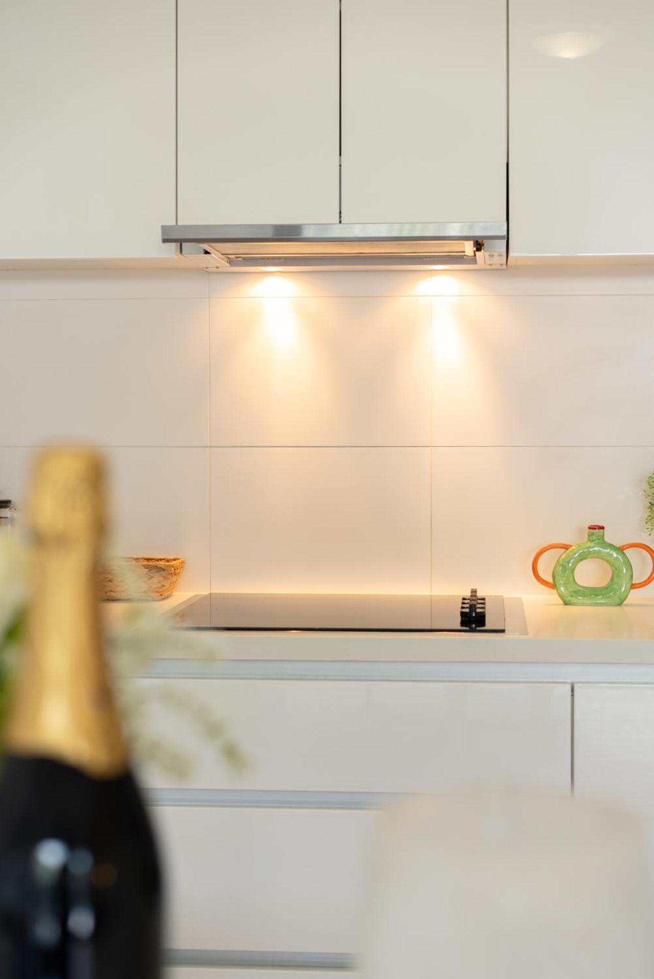 Balmoral - Airy & Light-filled Edge Comfort * Brisbane
