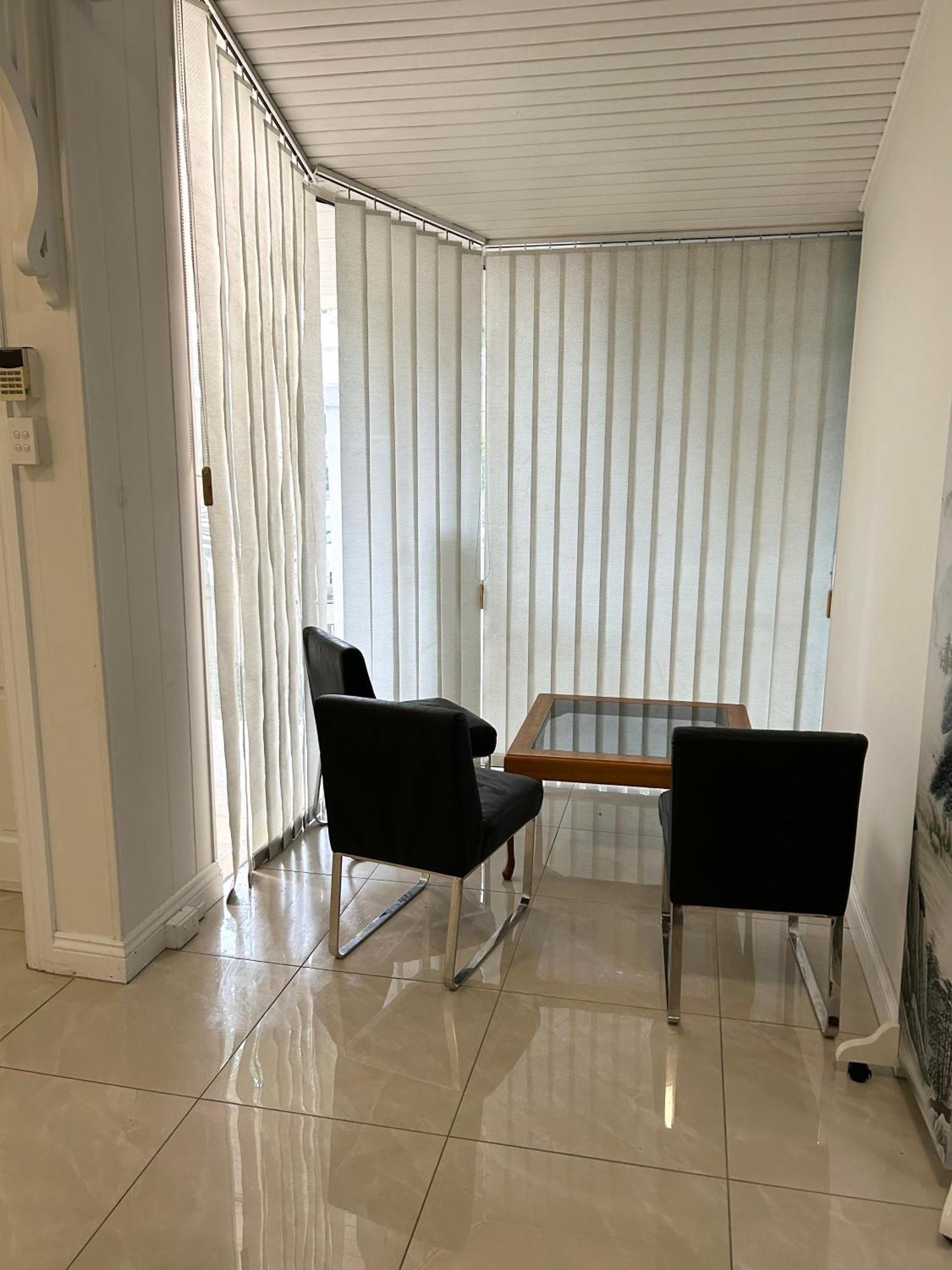 Guest house 26 Gladstone Rd Highgate Hill Brisbane