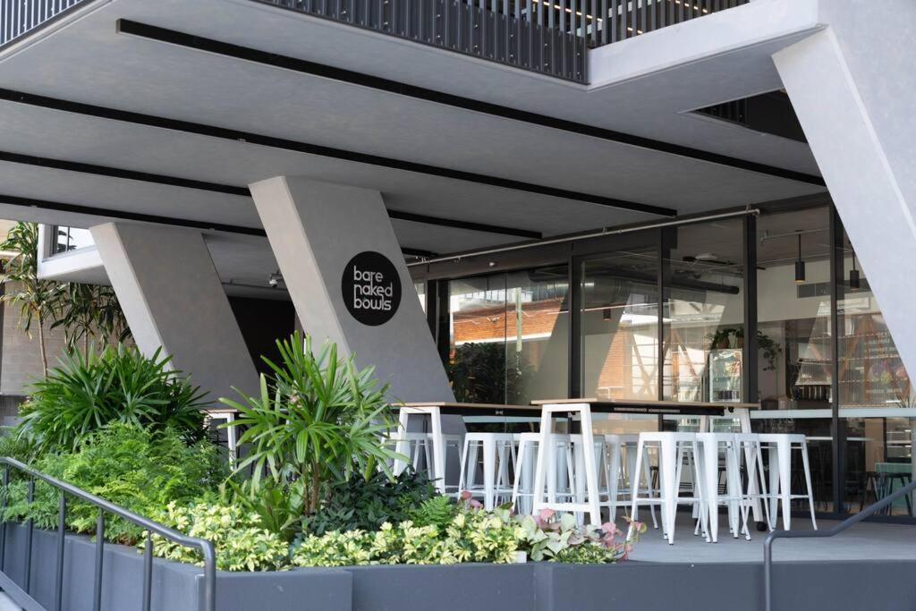 Modern 1-bdr W/ Free Car Park&fantastic Pool * Brisbane