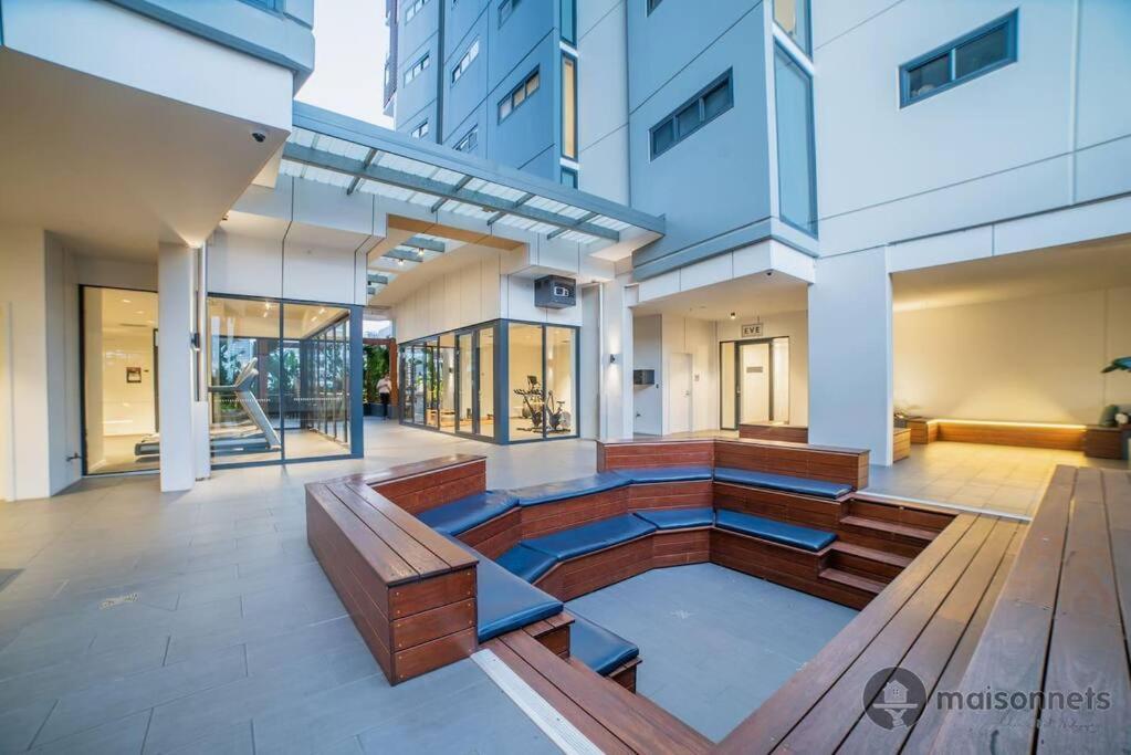 Apartment Mod Apt Near Southbank W Pool & Parking Brisbane