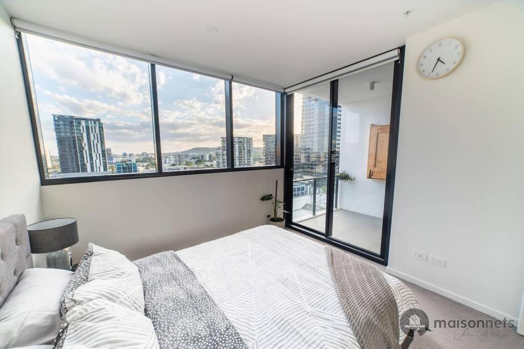 Mod Apt Near Southbank W Pool & Parking