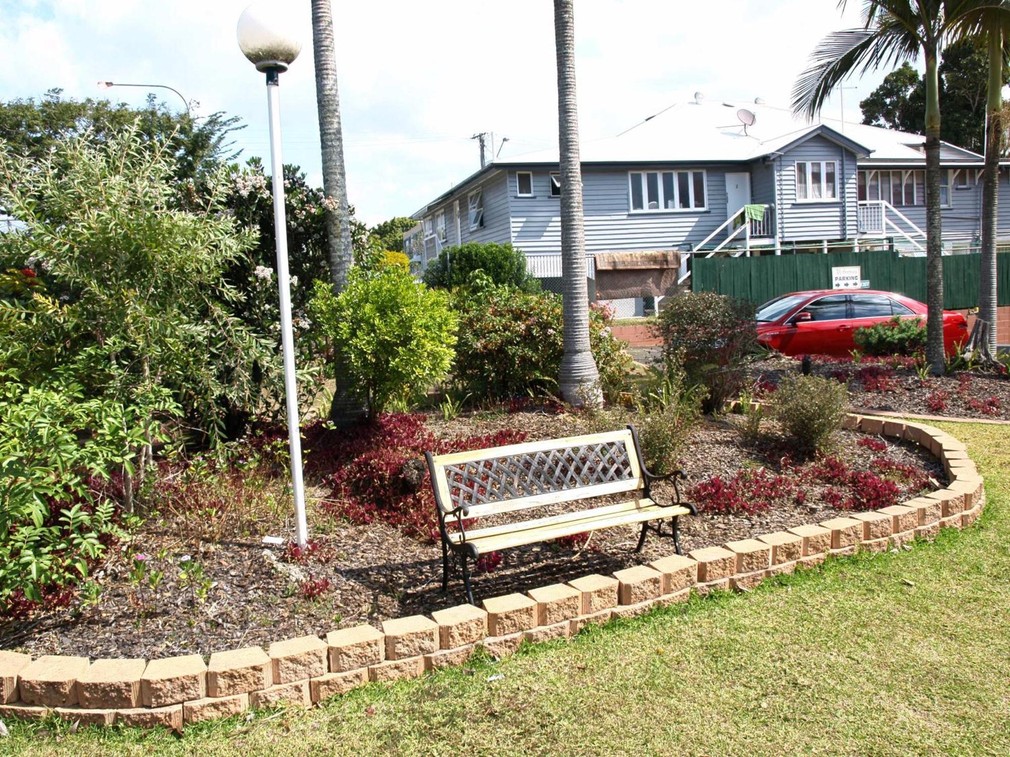 Lancaster Court Motel