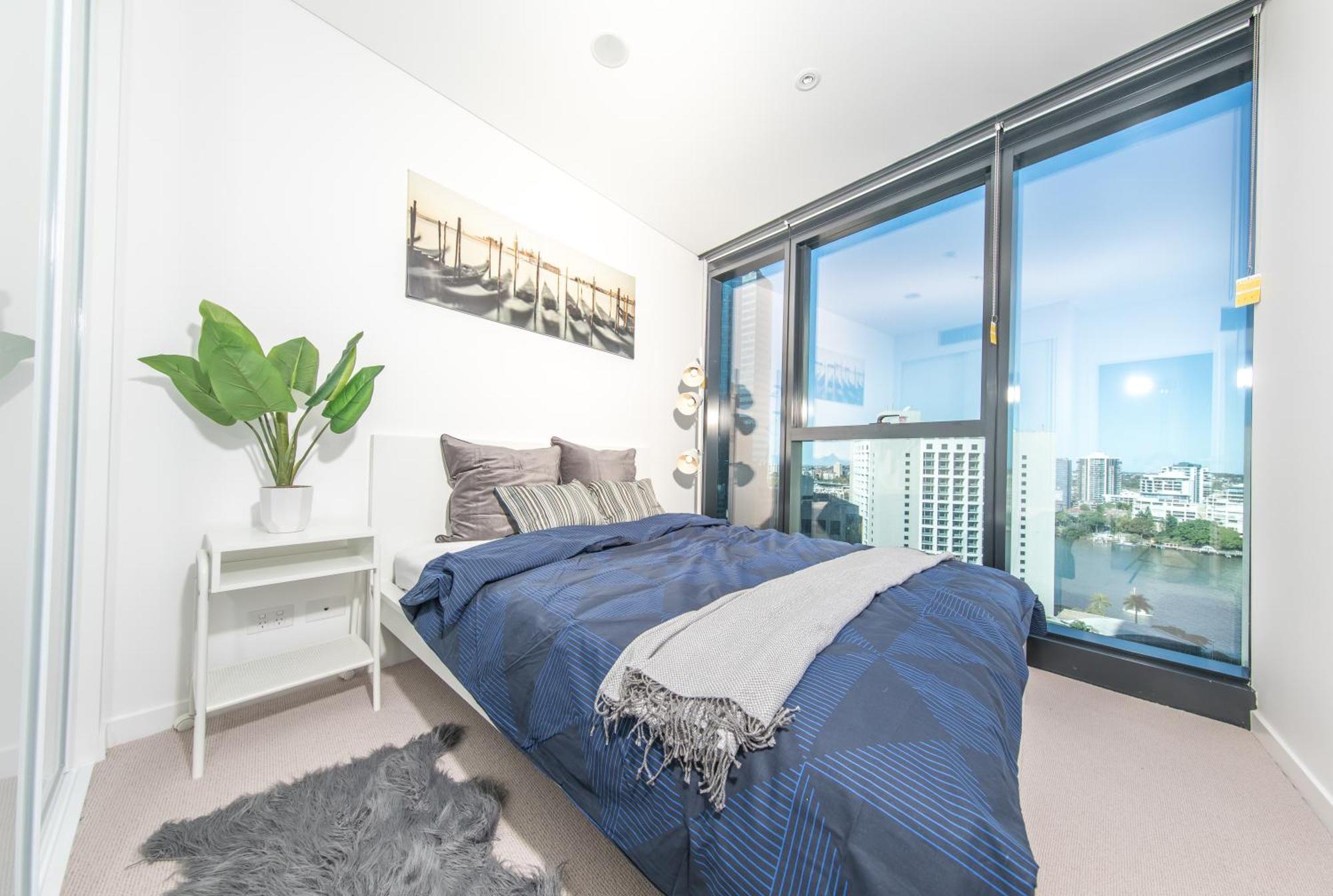 Bed & Breakfast Airtrip On Margaret Street In Cbd 3*