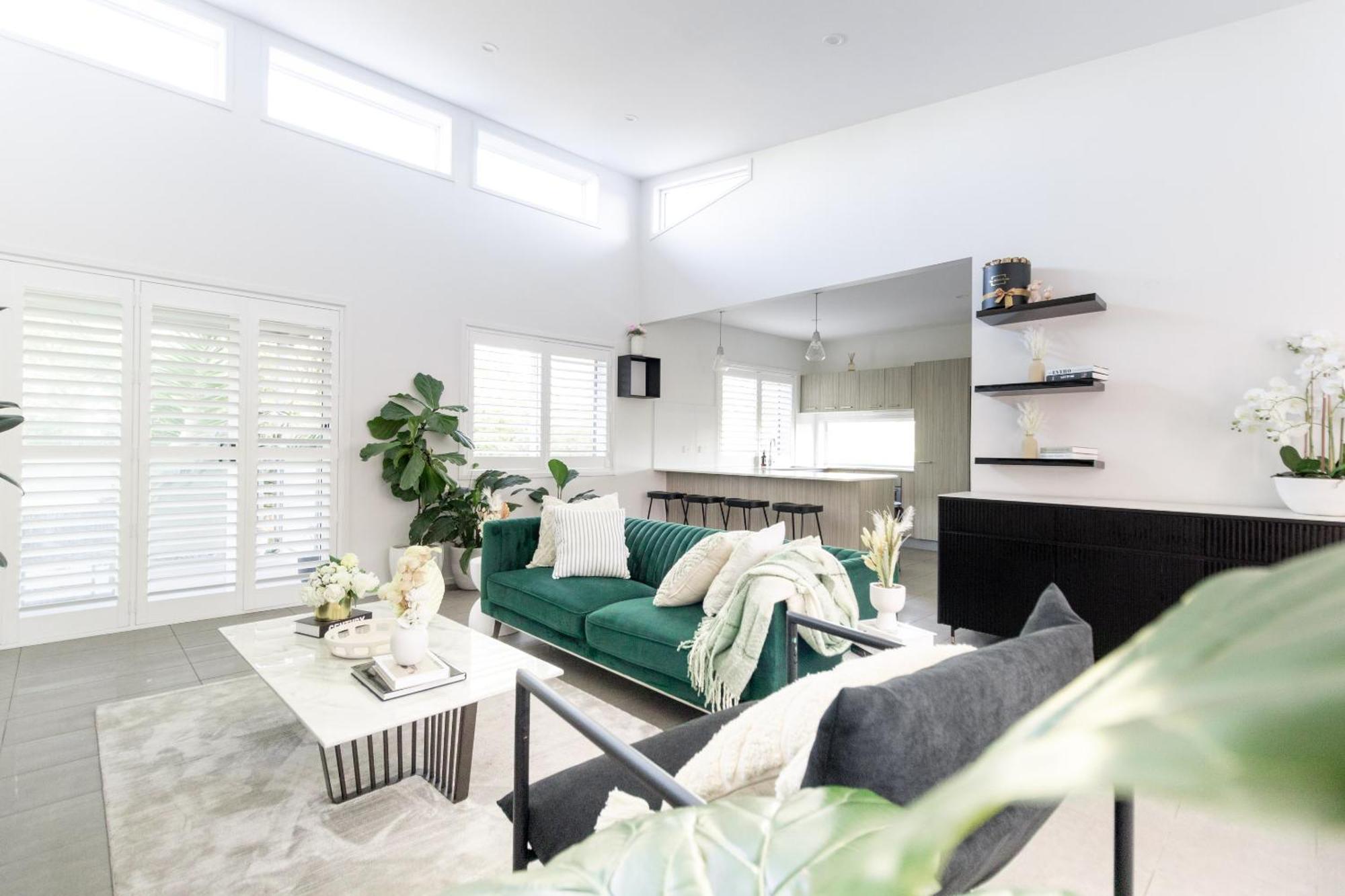 Beautiful Modern 3 Bedroom Family Sleeps 6 *