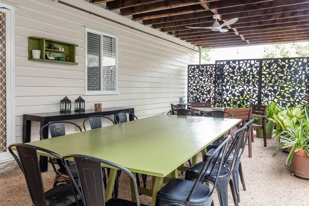 Holiday home Birdcall Yeronga - Inner Couples Sanctuary *