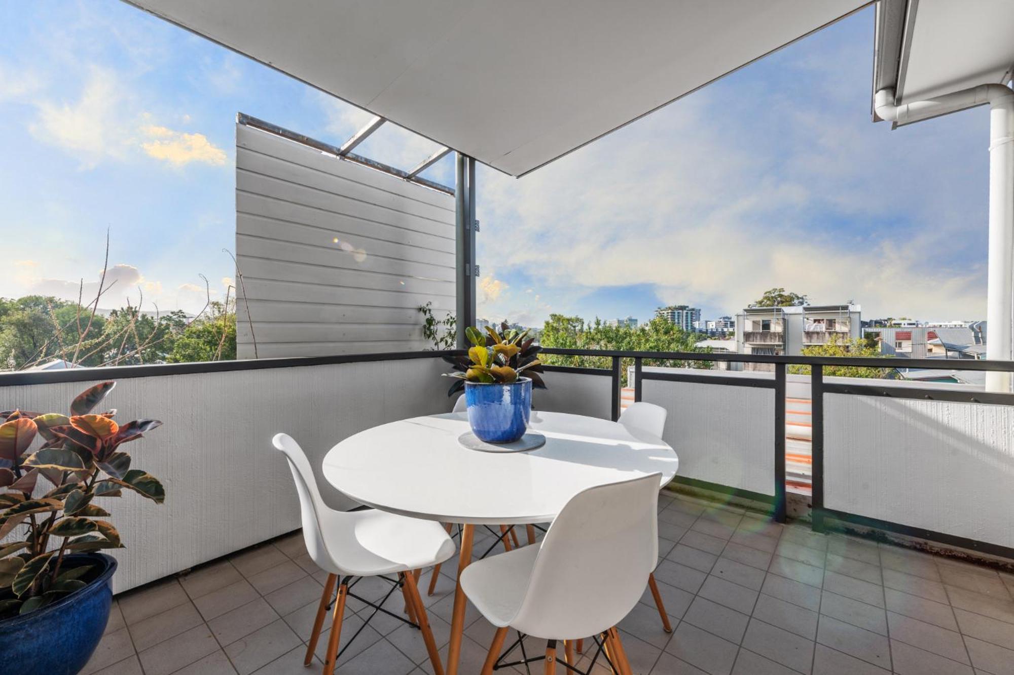 Apartment Cosy West End 1-bed With Parking Brisbane