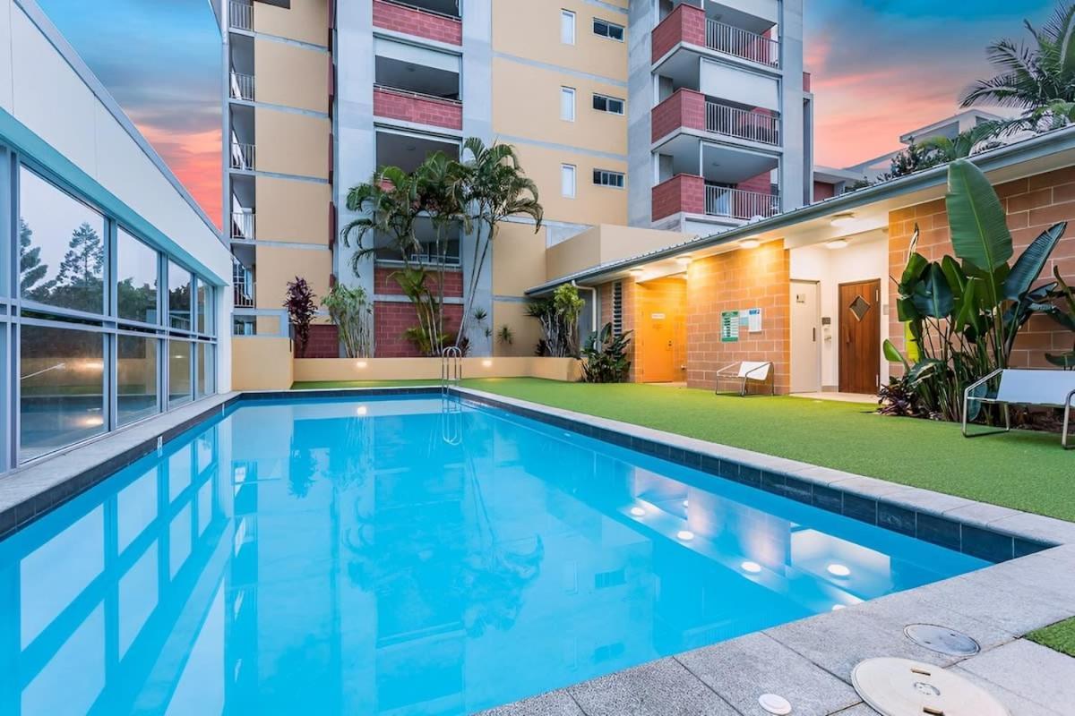 Apartment 2-bed Near Cbd With Pool Sauna & Bbq *