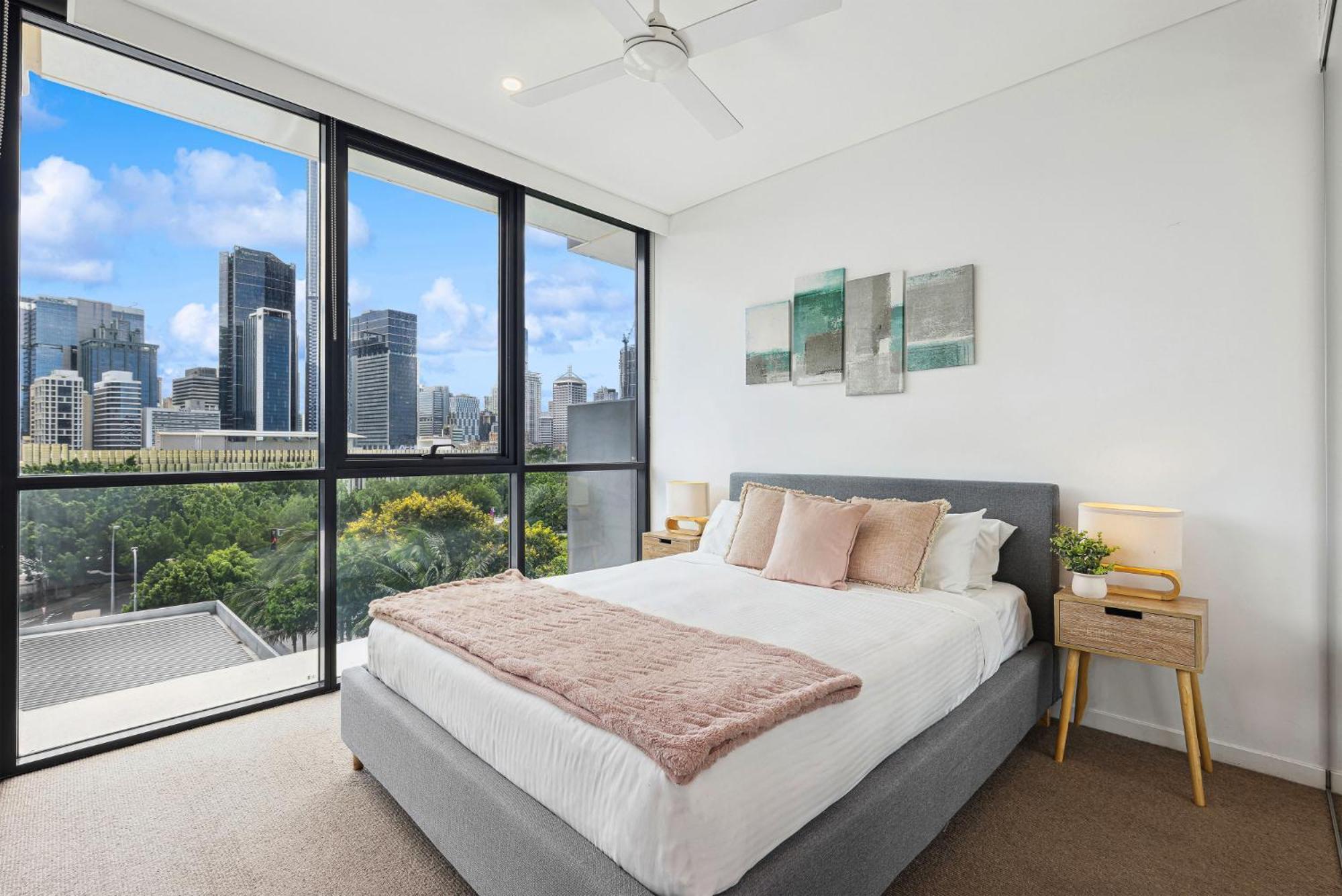 Apartment Stunning City Views 2-bed With Pool, Gym & Bbq Brisbane