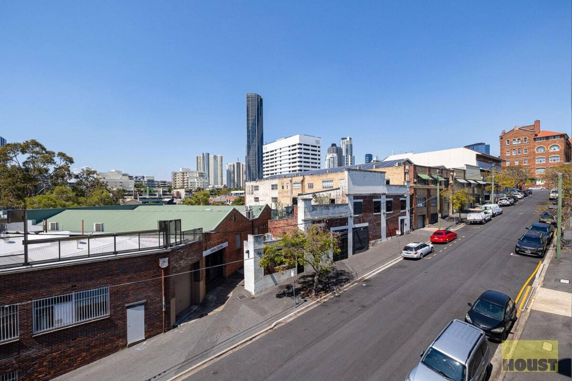 Cozy Loft Style Apartment Brisbane
