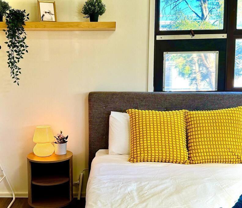 Holiday home Shops Across St! Cute Studio In Salisbury Brisbane
