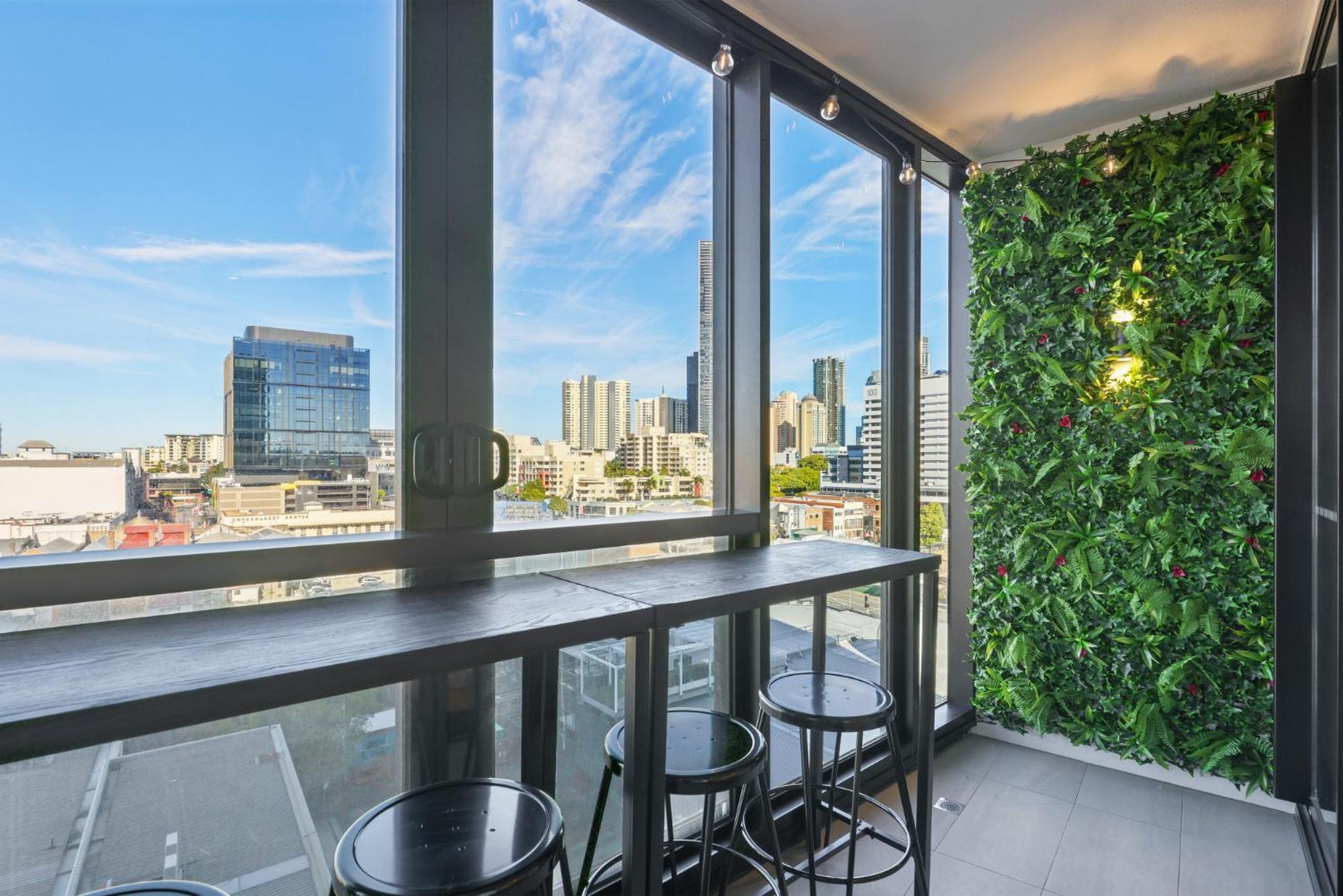 Sophisticated 2-bed With Pool & Gym Apartment Brisbane