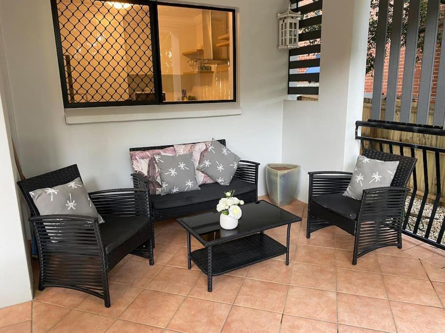 Angie's Place Apartamento *
