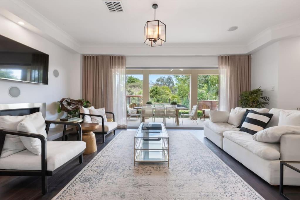 Holiday home Balmoral House Retreat Pool & Spa