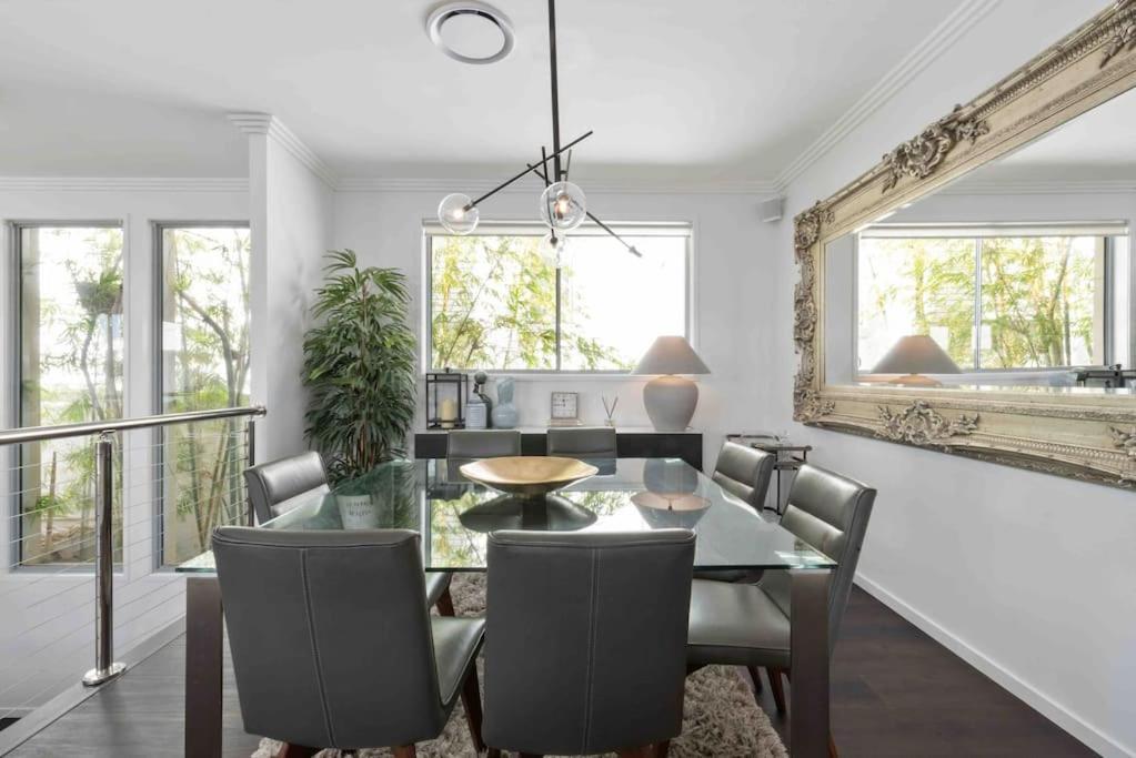 Balmoral House Retreat Pool & Spa Holiday home Brisbane