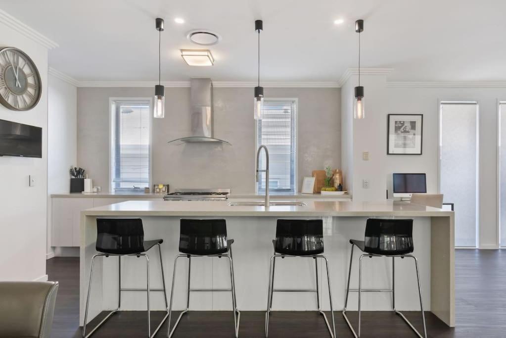 Balmoral House Retreat Pool & Spa Holiday home Brisbane