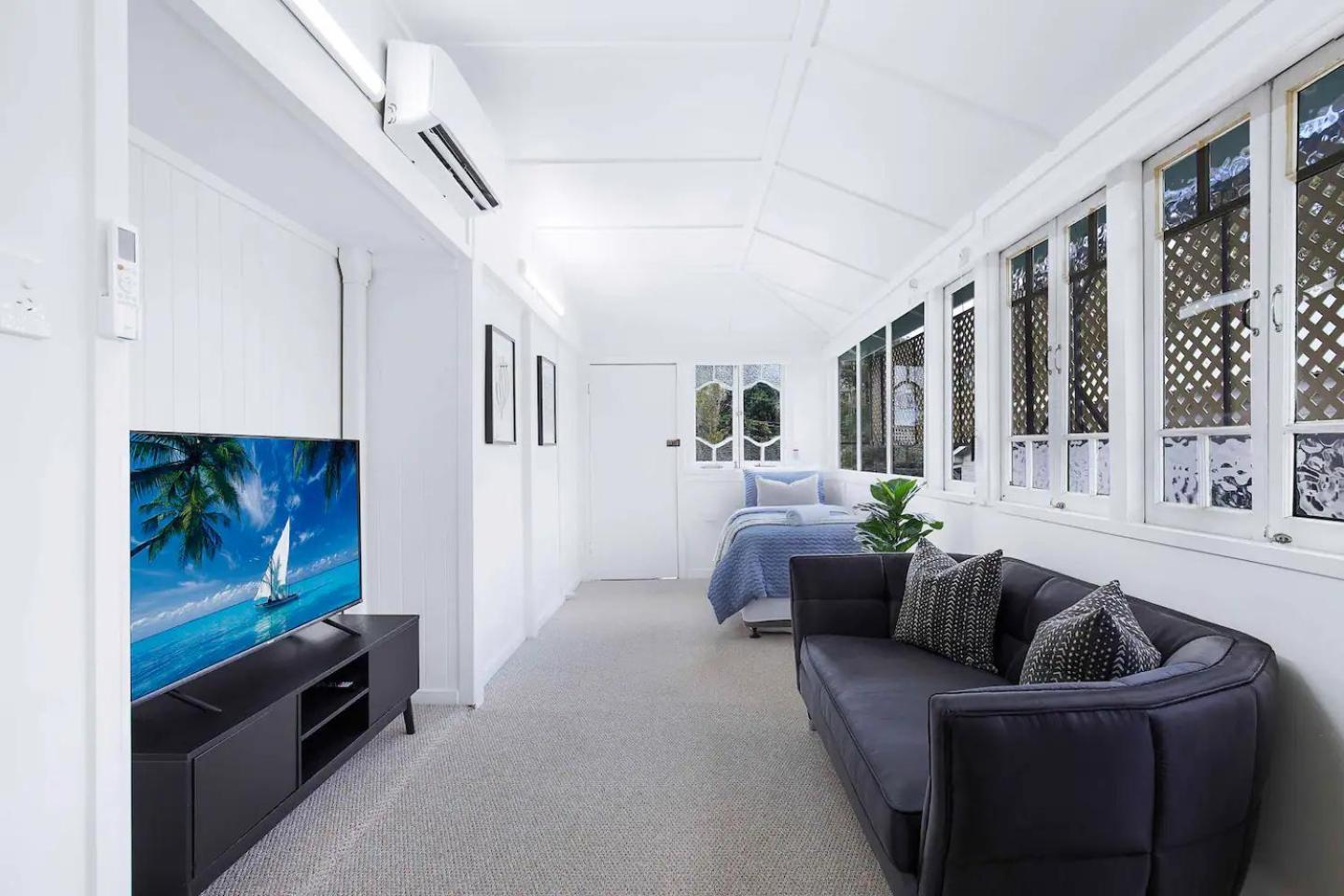 Five-bedroom Heritage