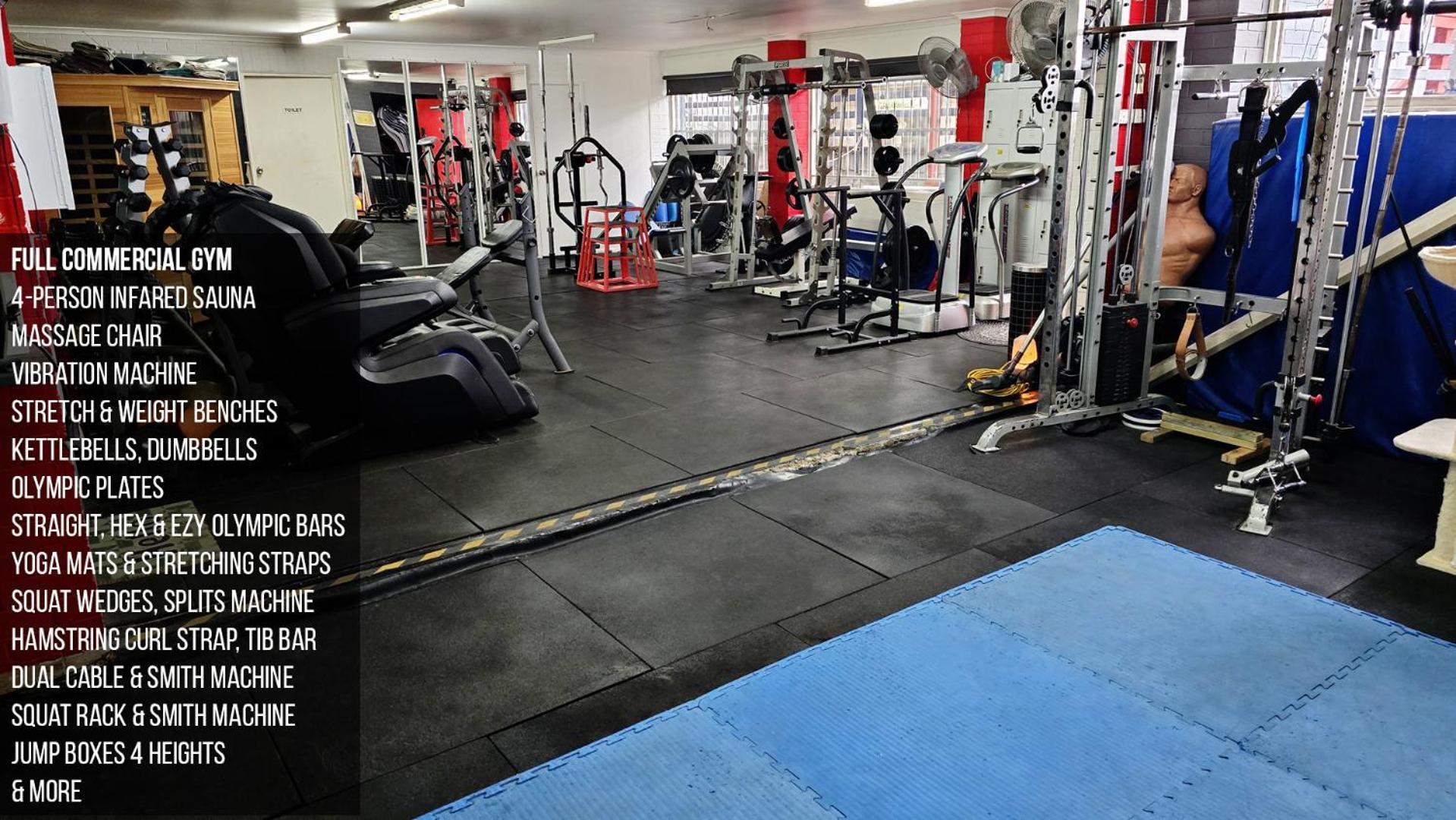Homestay Hot Tub, Ice Bath, Gym, Sauna, Pool Table Coorparoo Haven Brisbane