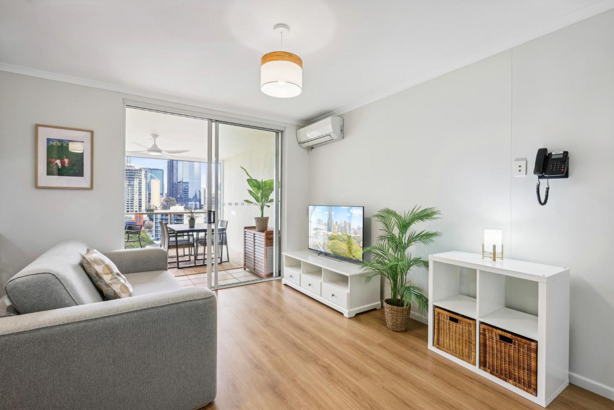 Bright 1-bed With Great Views & Amenities Apartment Brisbane