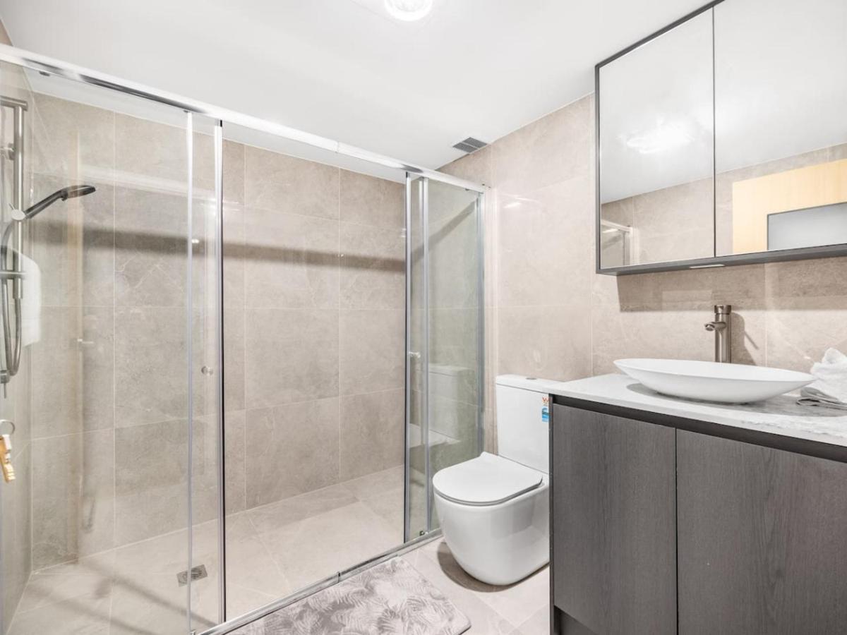 Luxury 4br Cozy Pool, Gym, Sauna, Wparking At Cbd Apartment Brisbane