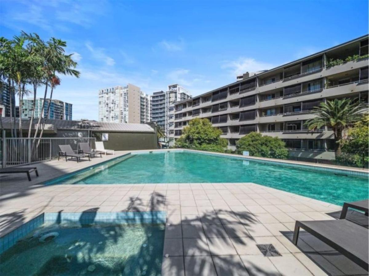 Luxury 4br Cozy Pool, Gym, Sauna, Wparking At Cbd Brisbane