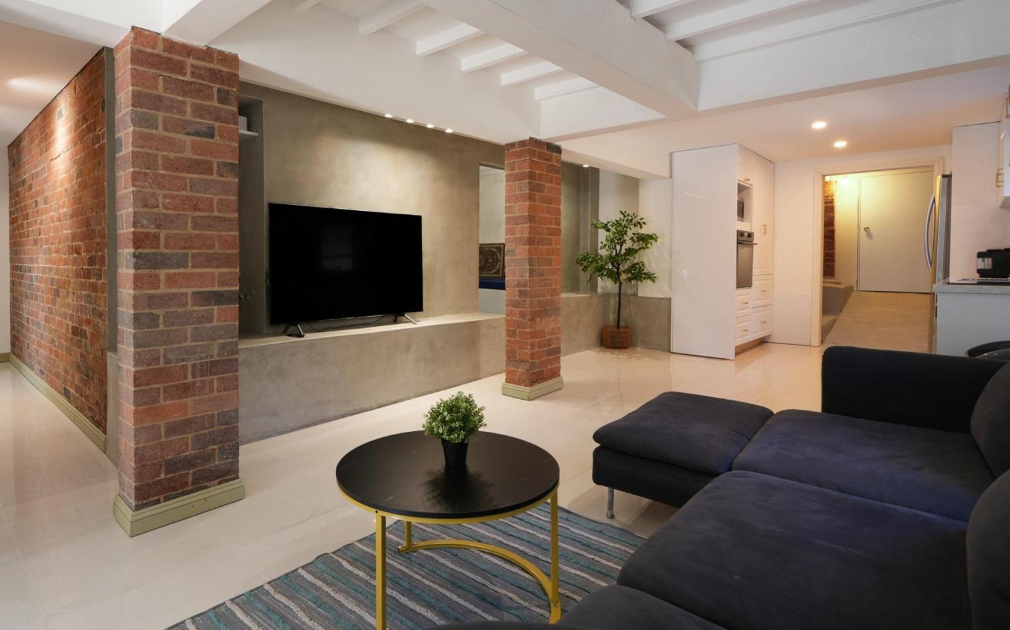 Apartment Contemporary 2-bedroom With Movie Brisbane