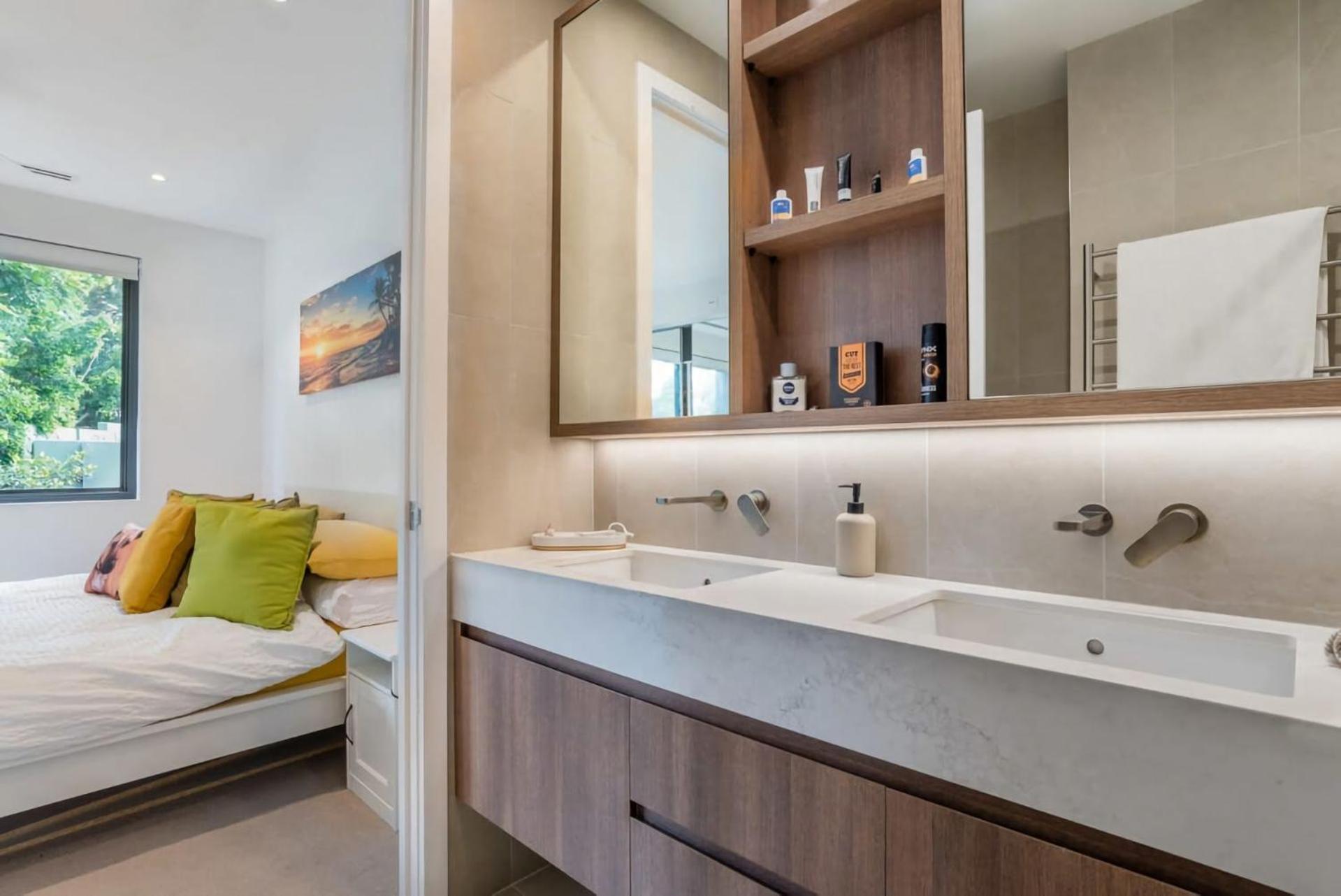 Apartment Stylish Urban Escape Modern 3br With Ac Parking Brisbane
