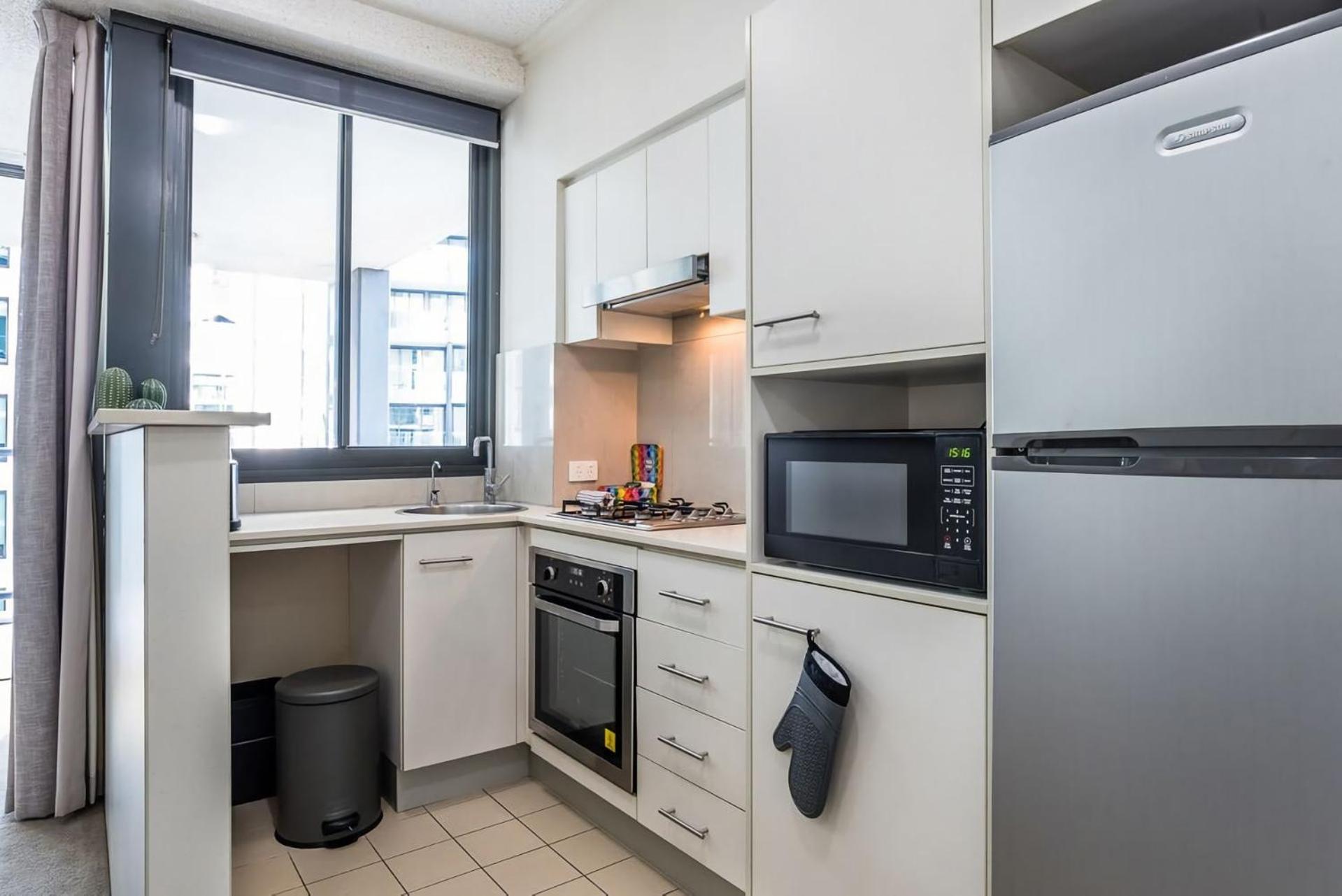 Skyline Sanctuary 1br With River Views Brisbane