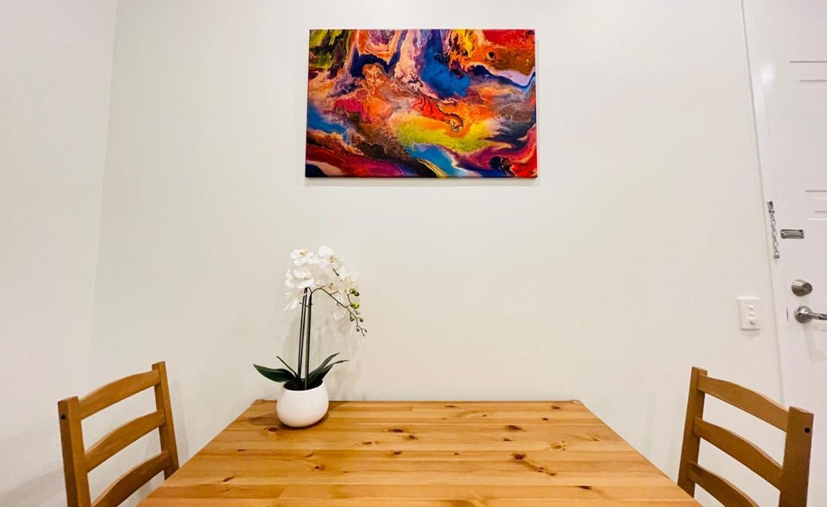 Guest house Independent With Onsuite And Small Kitchen Brisbane