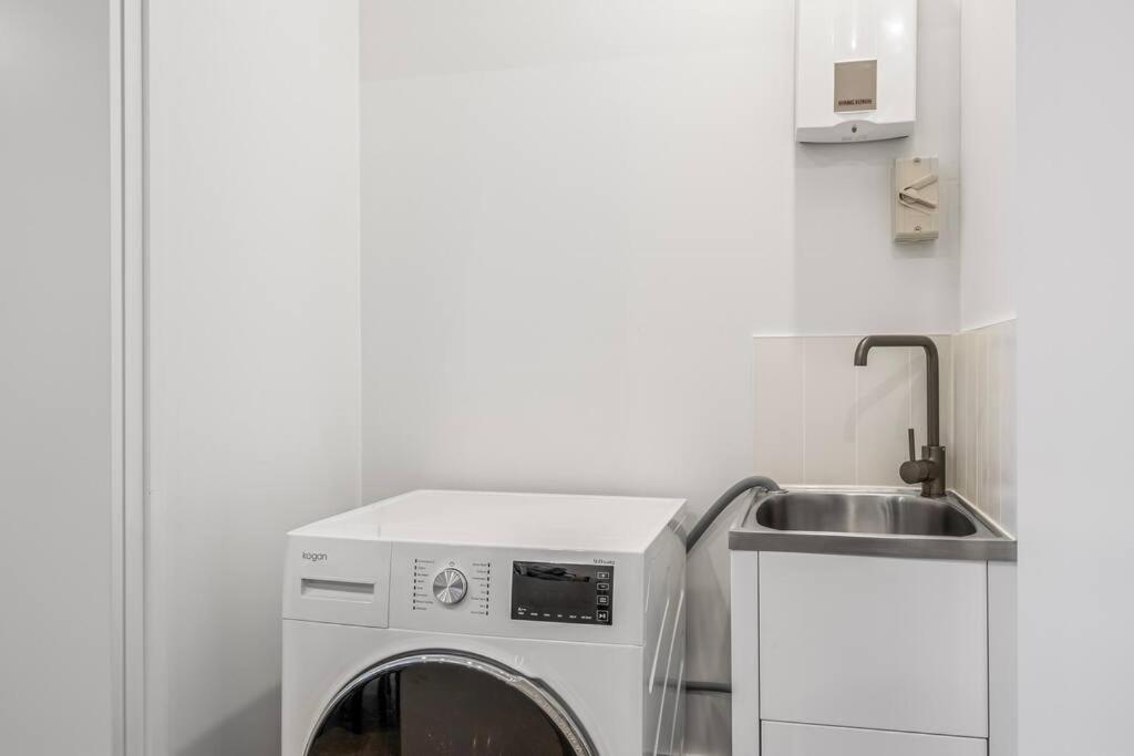 Family Retreat - Free Secure Car Park, Garden Westfield Shopping, Restaurants * Brisbane