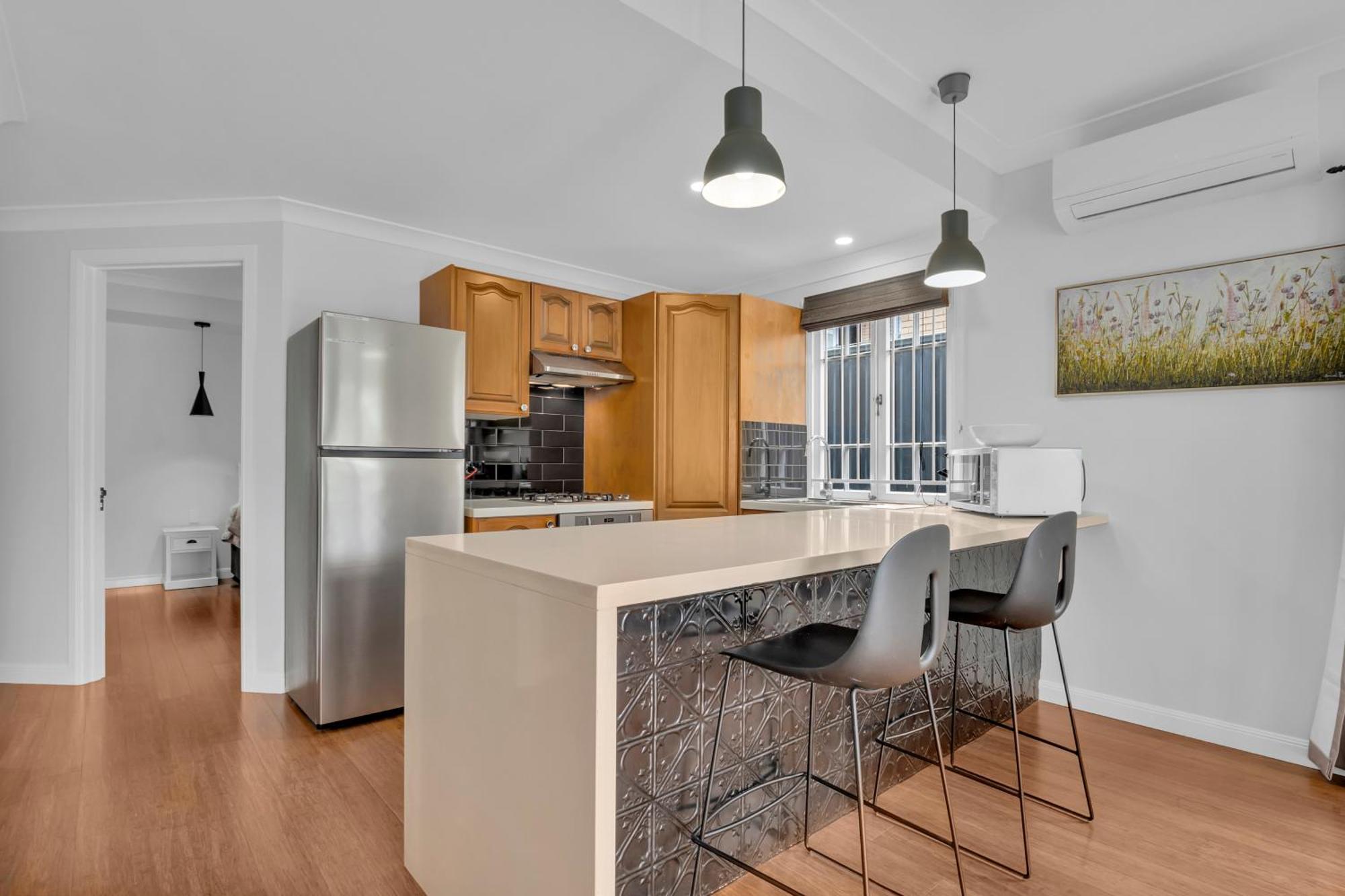 Cedar Street 5brms 3bths 2 Homes In 1 Holiday home Brisbane