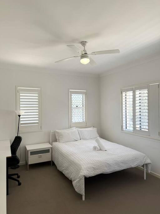 2 Spacious With Shared Bathroom In Modern Sunnybank Homestay Brisbane