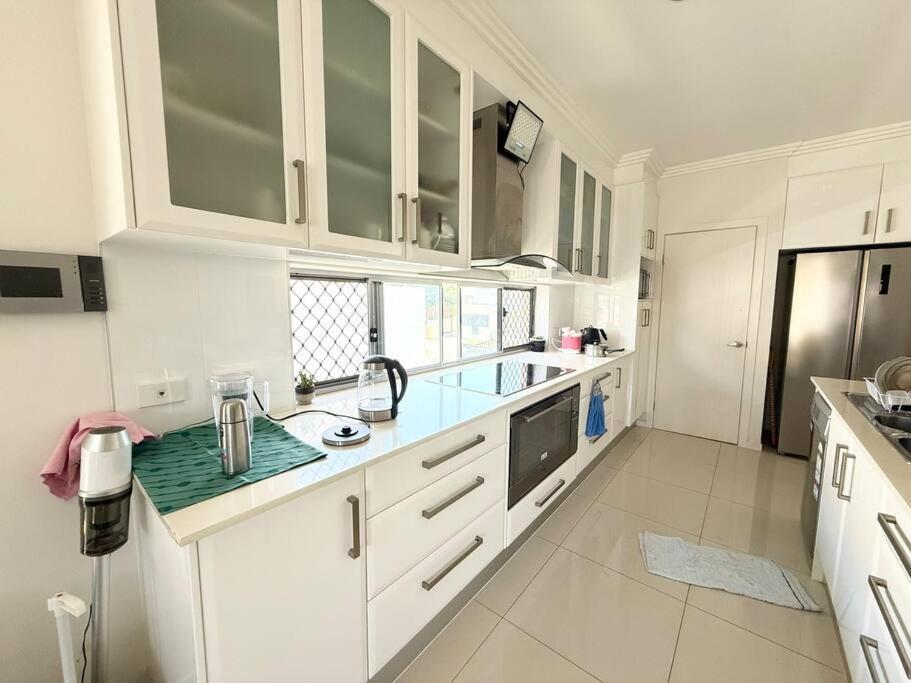 2 Spacious With Shared Bathroom In Modern Sunnybank Homestay Brisbane