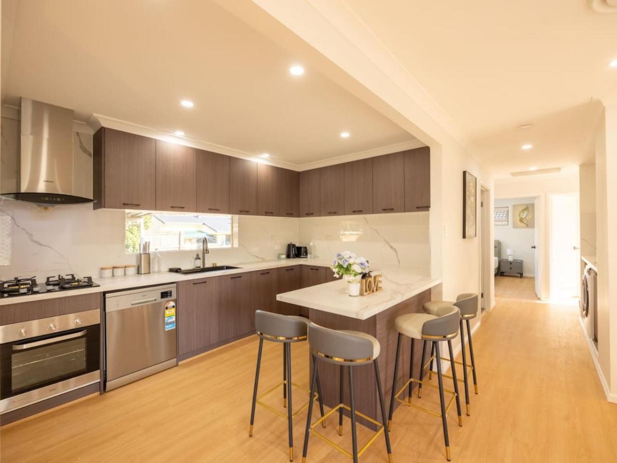 Super Value 4br House Near Westfield Shops And Parks Casa de férias *