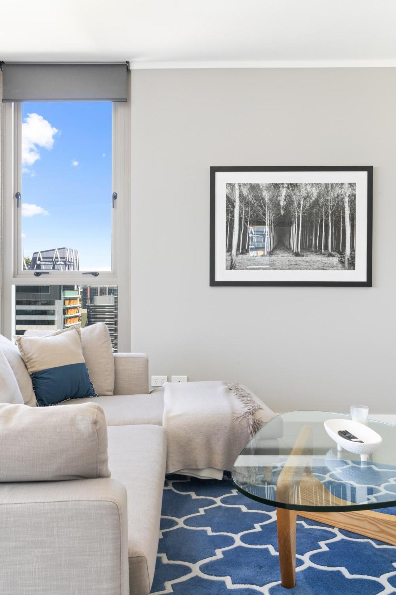 Apartment Elegant 2-bed With Rooftop Dining & Fabulous Views *