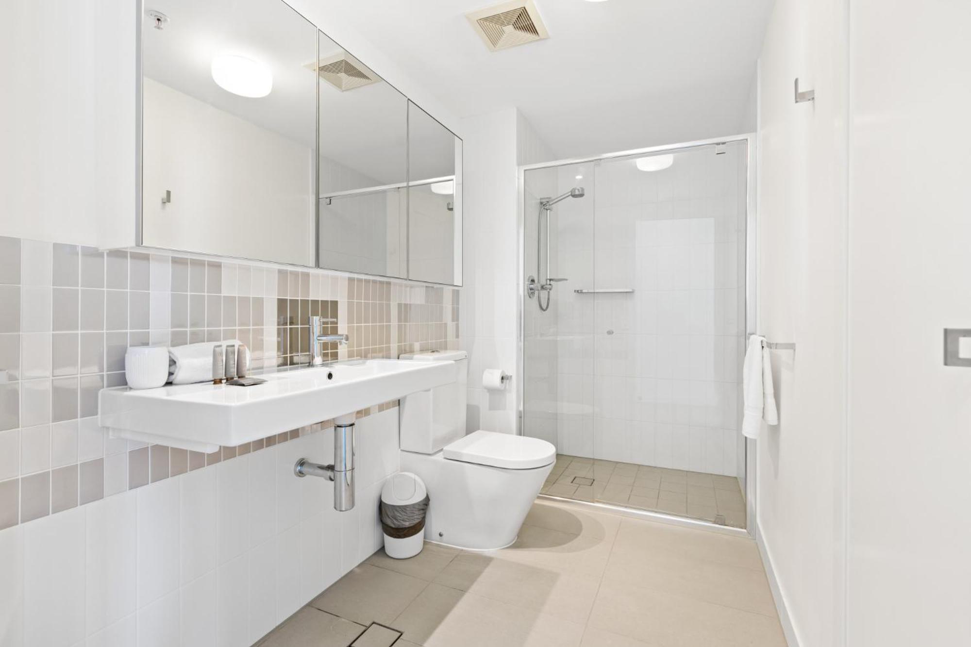 Elegant 2-bed With Rooftop Dining & Fabulous Views Apartment Brisbane