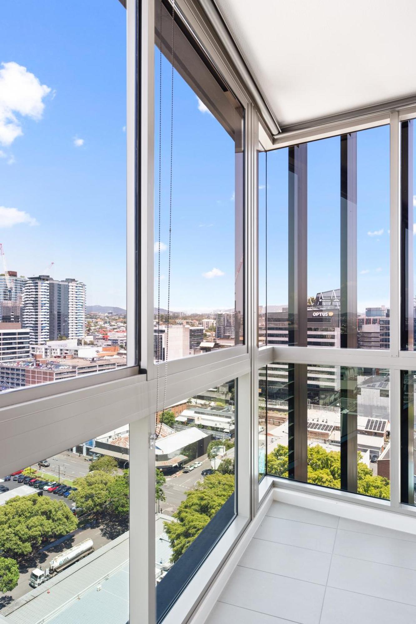 Apartment Elegant 2-bed With Rooftop Dining & Fabulous Views Brisbane