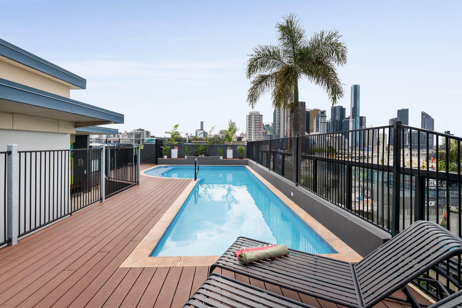 Yha * Brisbane