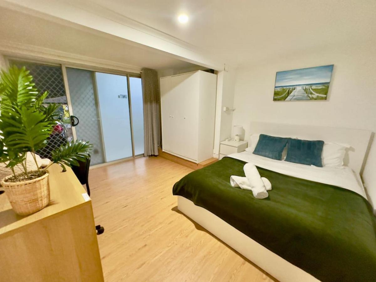 Apartment Prime 1br Near Transport And Retail