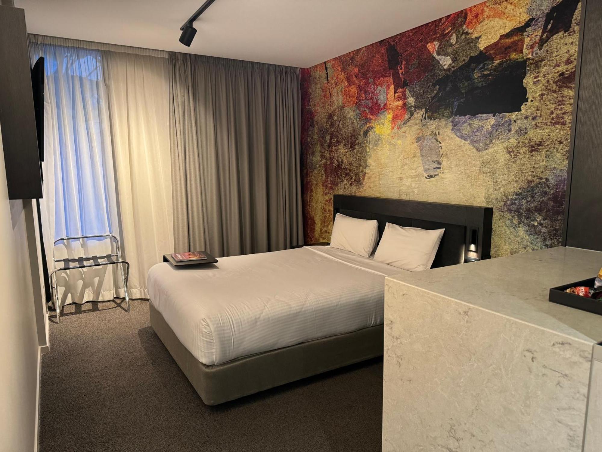 Fortitude Valley Hotel 5*