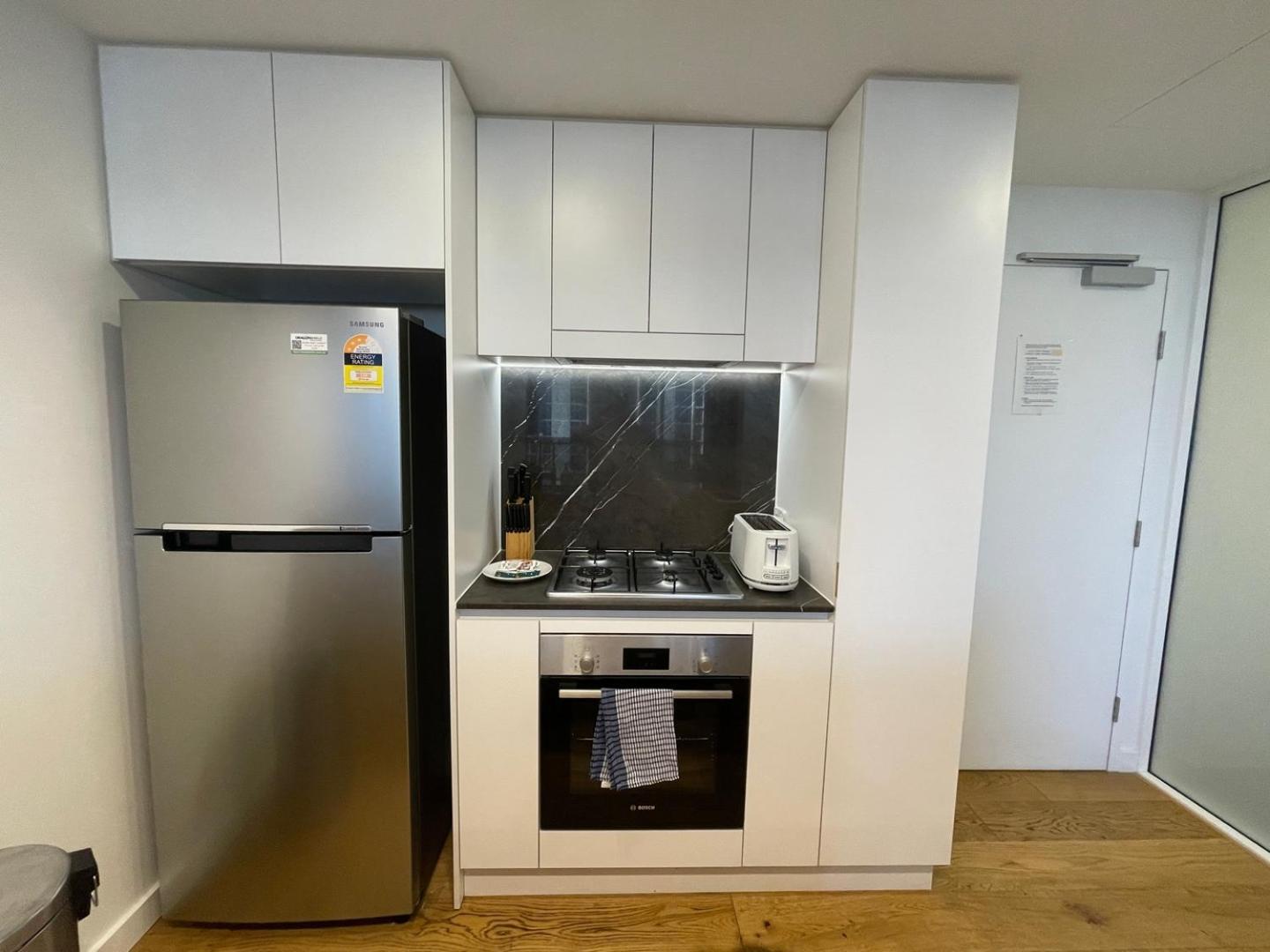 Cozy 2-bedroom With Spacious Balcony * Brisbane