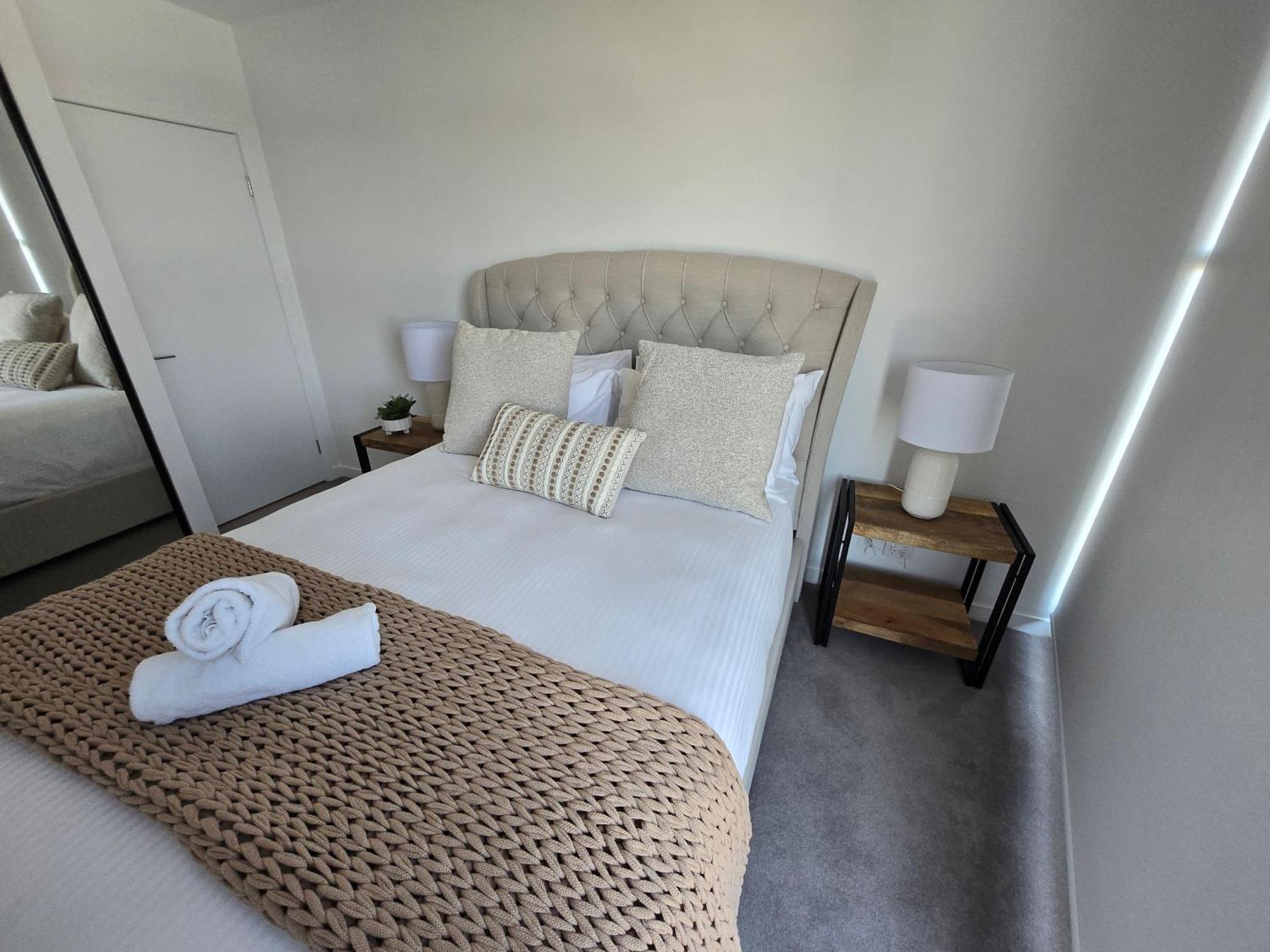 Holiday home Luxury Peppers Infinity Pool Stylish With 2bd & 1c Park *